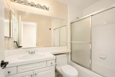 921 Ellesmere Way, Oak Park, CA 91377 - Photo 32