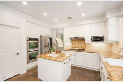 921 Ellesmere Way, Oak Park, CA 91377 - Photo 26