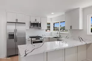 15 Teasdale St, Thousand Oaks, CA 91360 - Photo 6