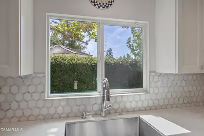 29675 Meadowmist Way, Agoura Hills, CA 91301 - Photo 14