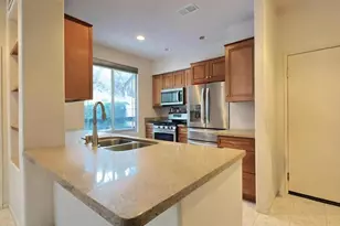 23605 Muir Trail, Valencia, CA 91354 - Photo 4