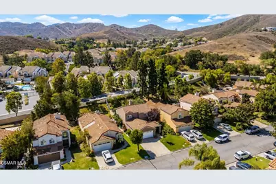 644 Brademas Court, Simi Valley, CA 93065 - Photo 40