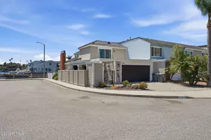 2141 Jamestown Way, Oxnard, CA 93035 - Photo 2