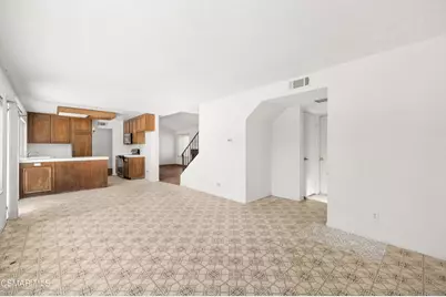 2260 Hollowpark Court, Thousand Oaks, CA 91362 - Photo 10