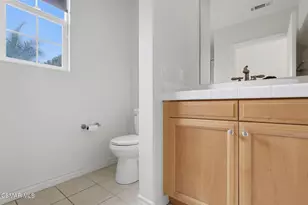 9651 Sagebrush Ave, Chatsworth, CA 91311 - Photo 52