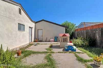 1735 Spence Street, Simi Valley, CA 93065 - Photo 22