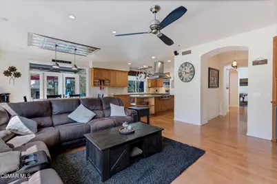 5917 Evening Sky Drive, Simi Valley, CA 93063 - Photo 46