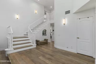 1660 Cross Bridge Place, Thousand Oaks, CA 91362 - Photo 10
