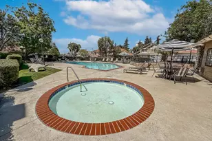 12486 Beechgrove Ct, Moorpark, CA 93021 - Photo 46