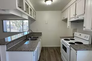 1669 Calle Zafiro, Newbury Park, CA 91320 - Photo 12