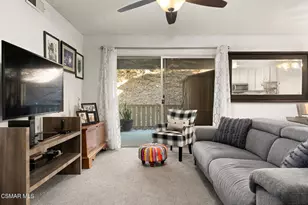 327 Chestnut Hill Ct, Thousand Oaks, CA 91360 - Photo 4