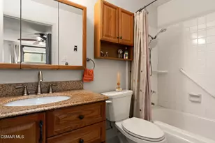 327 Chestnut Hill Ct, Thousand Oaks, CA 91360 - Photo 6