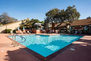 327 Chestnut Hill Ct, Thousand Oaks, CA 91360 - Photo 18