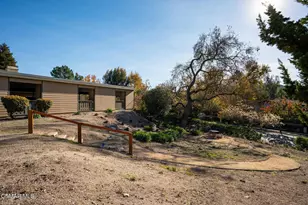 327 Chestnut Hill Ct, Thousand Oaks, CA 91360 - Photo 20