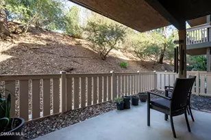 327 Chestnut Hill Ct, Thousand Oaks, CA 91360 - Photo 14