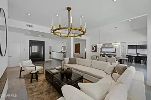4400 Topanga Canyon Blvd, Woodland Hills, CA 91364 - Photo 10