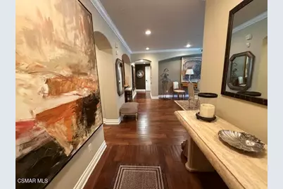 12050 Guerin Street #202, Studio City, CA 91604 - Photo 2