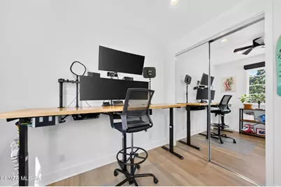 1135 N Commonwealth Avenue, Los Angeles, CA 90029 - Photo 24