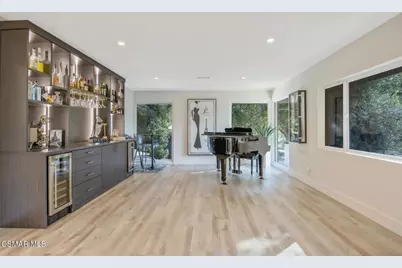 4430 Natoma Avenue, Woodland Hills, CA 91364 - Photo 12