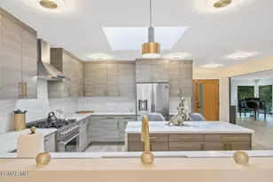 4430 Natoma Ave, Woodland Hills, CA 91364 - Photo 22