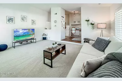 393 Larcom Street, Thousand Oaks, CA 91360 - Photo 6