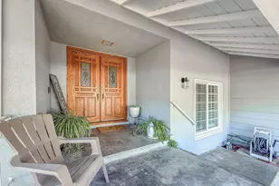 393 Larcom St, Thousand Oaks, CA 91360 - Photo 4
