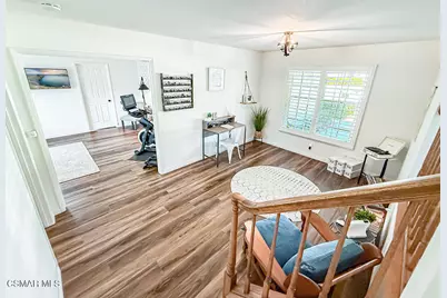 393 Larcom Street, Thousand Oaks, CA 91360 - Photo 8