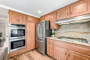 393 Larcom St, Thousand Oaks, CA 91360 - Photo 20