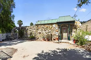 9208 Thompson Ave, Chatsworth, CA 91311 - Photo 2