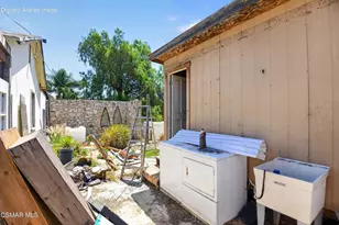 9208 Thompson Ave, Chatsworth, CA 91311 - Photo 14