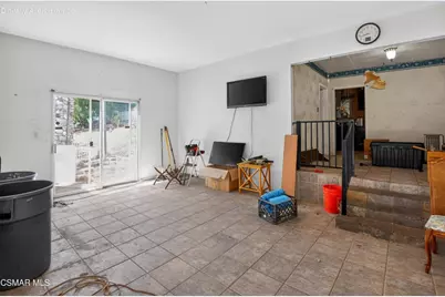 9208 Thompson Avenue, Chatsworth, CA 91311 - Photo 10