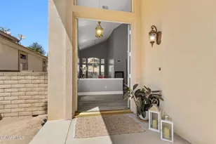 15621 Harte Ln, Moorpark, CA 93021 - Photo 4