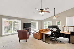 18935 Granada Cir, Porter Ranch, CA 91326 - Photo 24