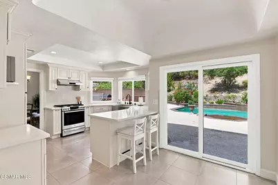 18935 Granada Circle, Porter Ranch, CA 91326 - Photo 10