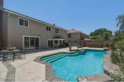 18935 Granada Circle, Porter Ranch, CA 91326 - Photo 32