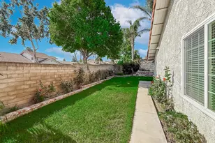 3243 Emerald Ave, Simi Valley, CA 93063 - Photo 38
