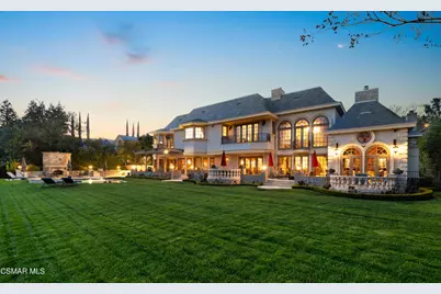 240 W Stafford Road, Thousand Oaks, CA 91361 - Photo 2