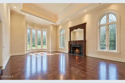 240 W Stafford Road, Thousand Oaks, CA 91361 - Photo 10