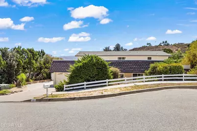 60 Taxco Court, Simi Valley, CA 93065 - Photo 2