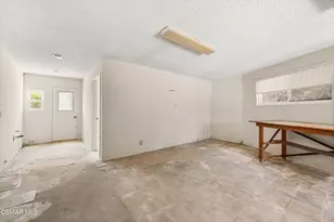 60 Taxco Ct, Simi Valley, CA 93065 - Photo 32