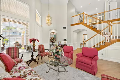 3506 Sweet Clover Street, Thousand Oaks, CA 91362 - Photo 12