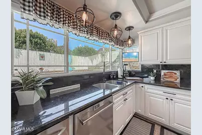 371 Havenside Avenue, Newbury Park, CA 91320 - Photo 36