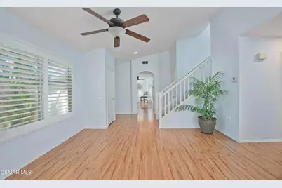 2040 Freesia Avenue, Simi Valley, CA 93063 - Photo 14