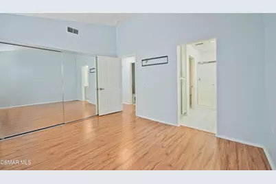 2040 Freesia Avenue, Simi Valley, CA 93063 - Photo 20
