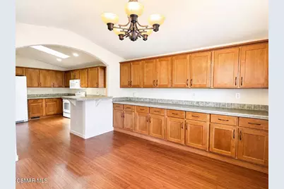 104 Begonia Place, Ventura, CA 93004 - Photo 8
