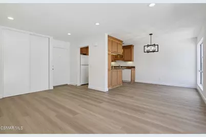 291 Sequoia Court #34, Thousand Oaks, CA 91360 - Photo 4