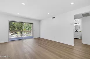 291 Sequoia Ct, Thousand Oaks, CA 91360 - Photo 2