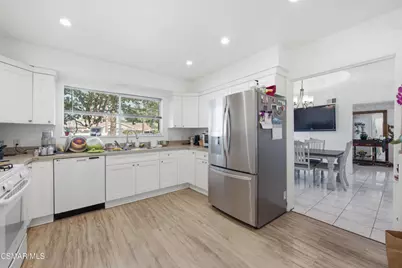 6727 Shoup Avenue, West Hills, CA 91307 - Photo 8