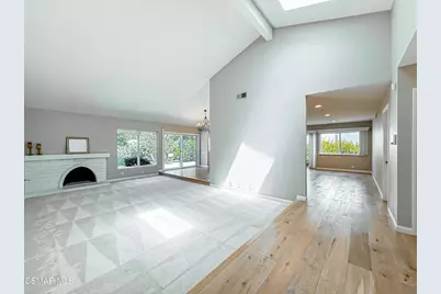 360 N Greenmeadow Avenue, Newbury Park, CA 91320 - Photo 8