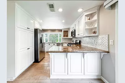 360 N Greenmeadow Avenue, Newbury Park, CA 91320 - Photo 12